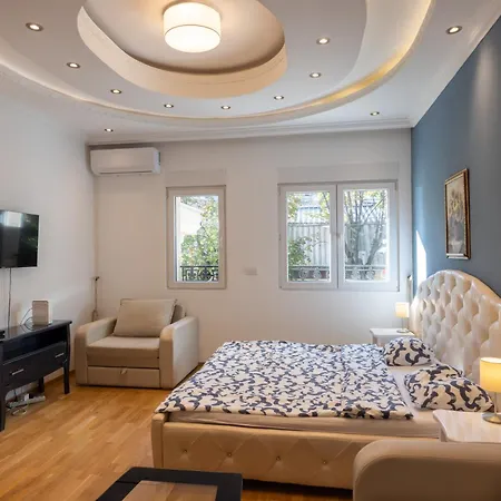 Center Lux Iii Belgrade