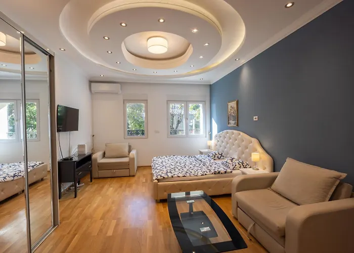 Center Lux Iii Belgrad