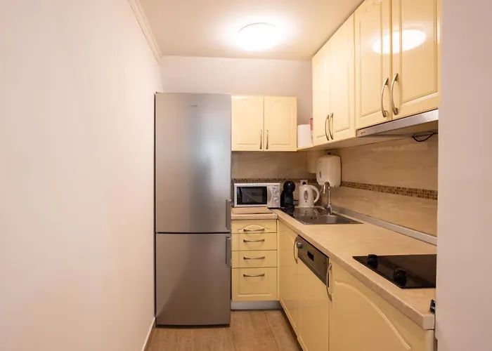 Center Lux Iii Apartament *