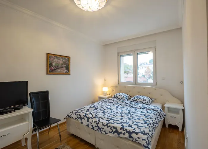 Center Lux Iii Apartament Belgrad