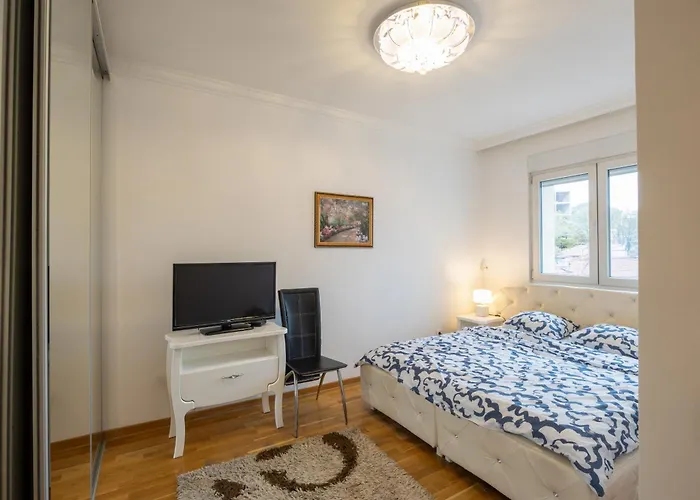 Center Lux Iii Belgrad