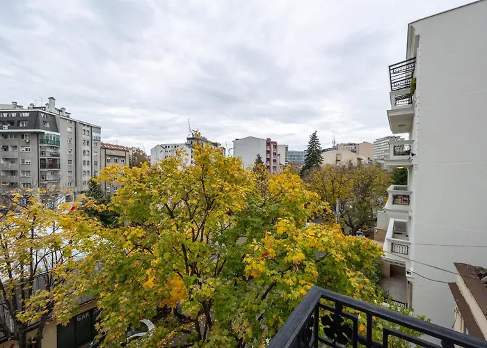 Center Lux Iii * Belgrad